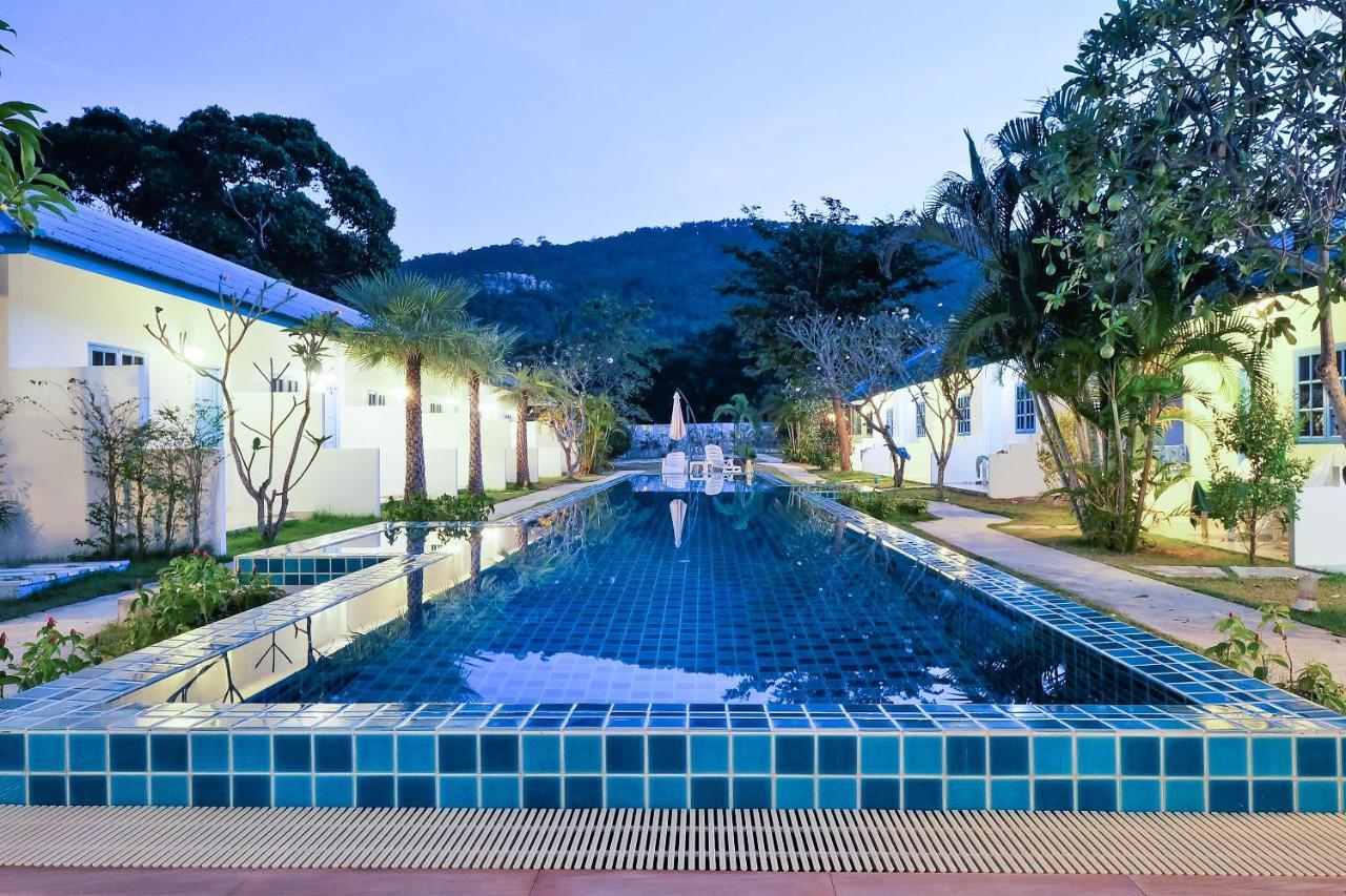 March Samui Resort Mae Nam Luaran gambar